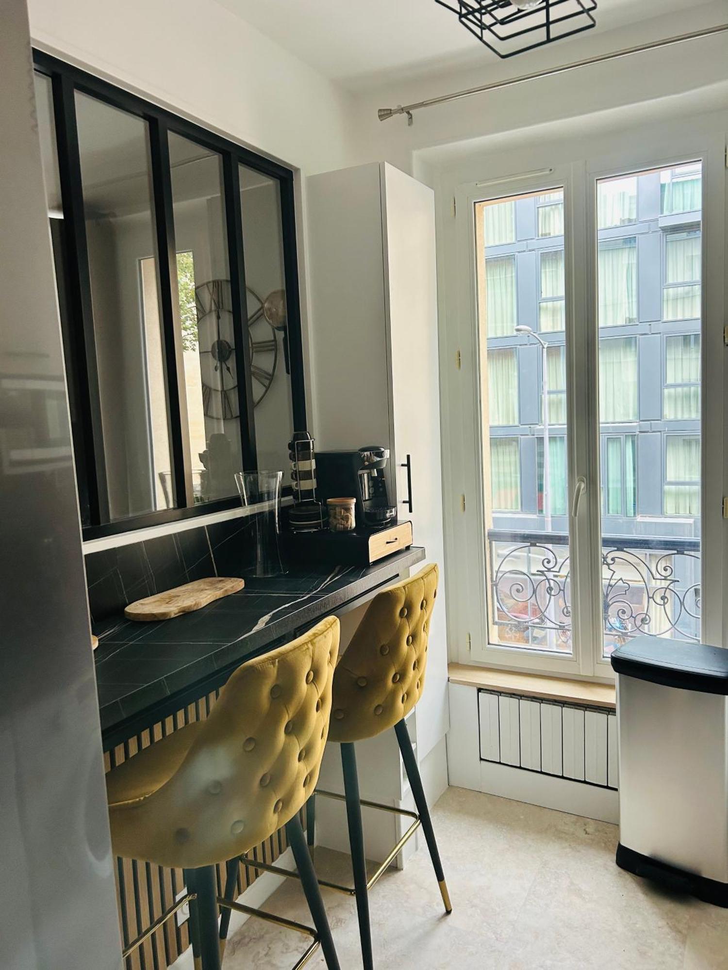 Renan - Paris Porte De Versailles Apartment Issy-les-Moulineaux