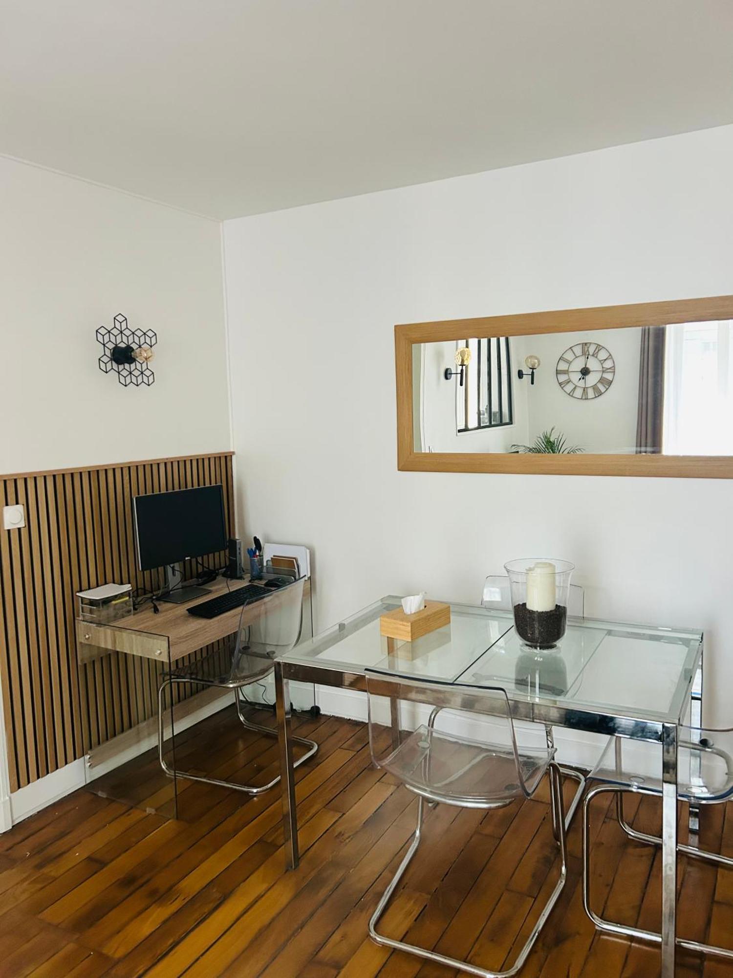 Renan - Paris Porte De Versailles Apartment *