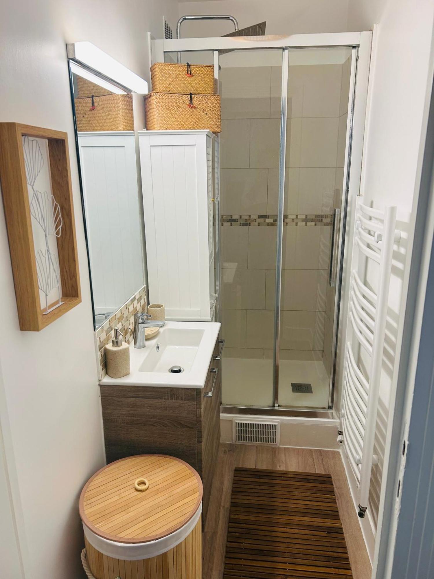 Renan - Paris Porte De Versailles Apartment Issy-les-Moulineaux