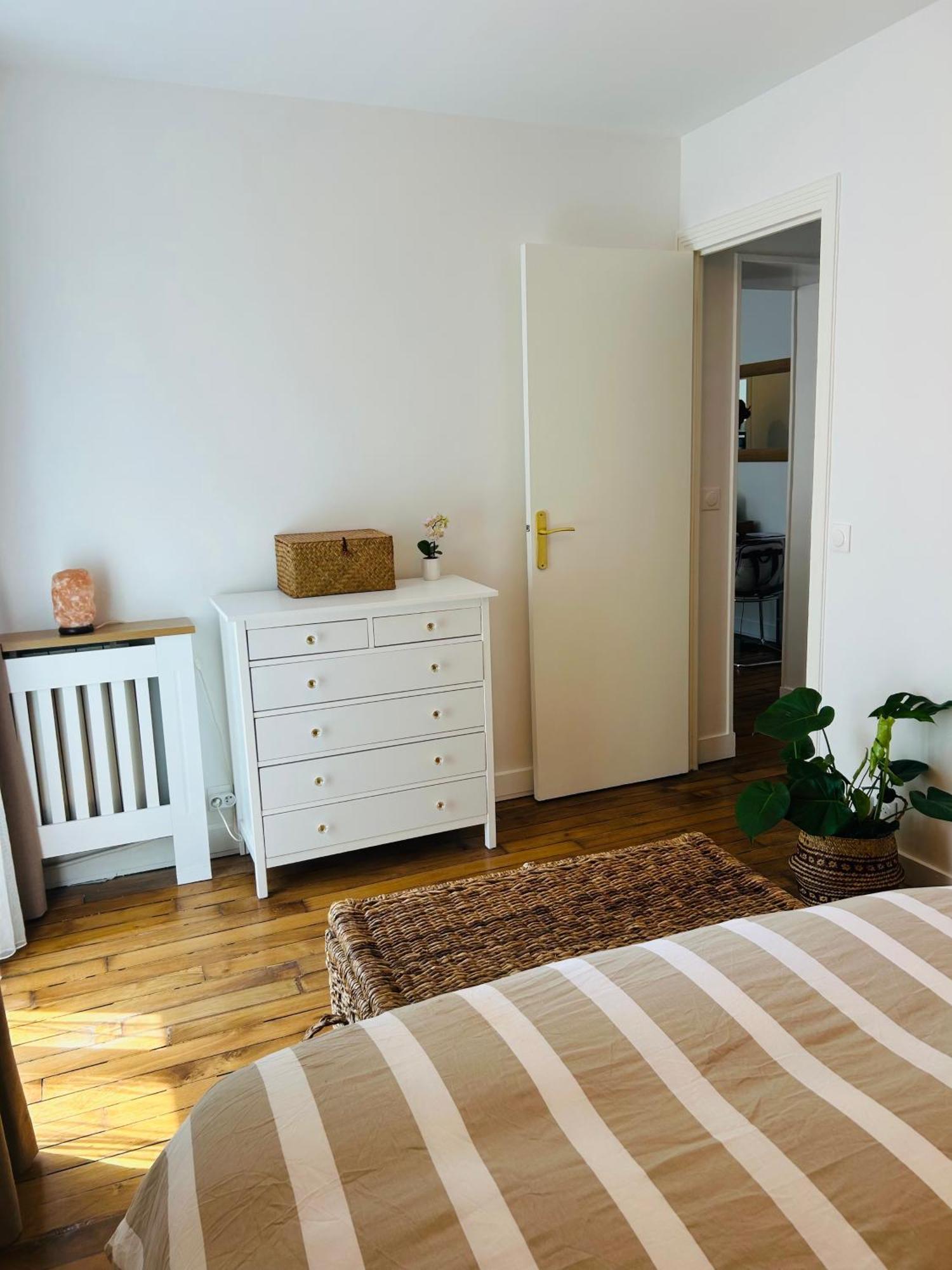 Renan - Paris Porte De Versailles Apartment *